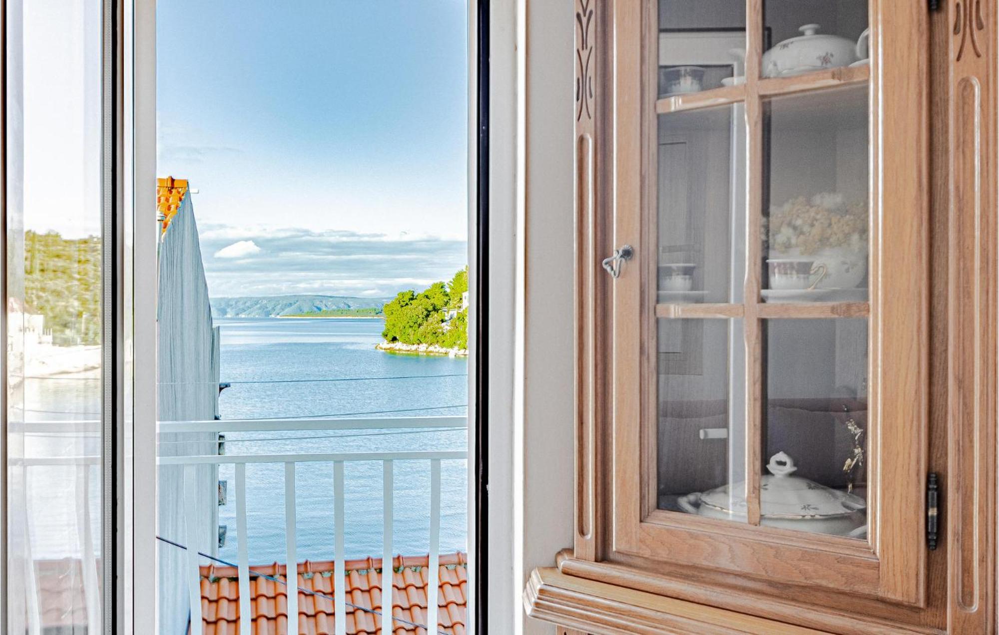 Stunning Apartment In Racisce With Wifi Exterior photo